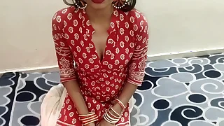 Desi Indian village bhabhi ne khula parlour functionary ko Rishwat na Dene par aapni gaand marwai xxx Hd in Hindi audio