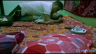 Desi Indian girls secret sex descending viral &excl;&excl;&excl;